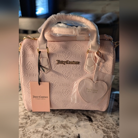 🆕📢📢 Last One... Juicy Couture Heart Embossed Satchel - Picture 3 of 11